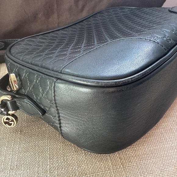 Gucci micro monogram camera bag: authentic - Picture 4 of 10